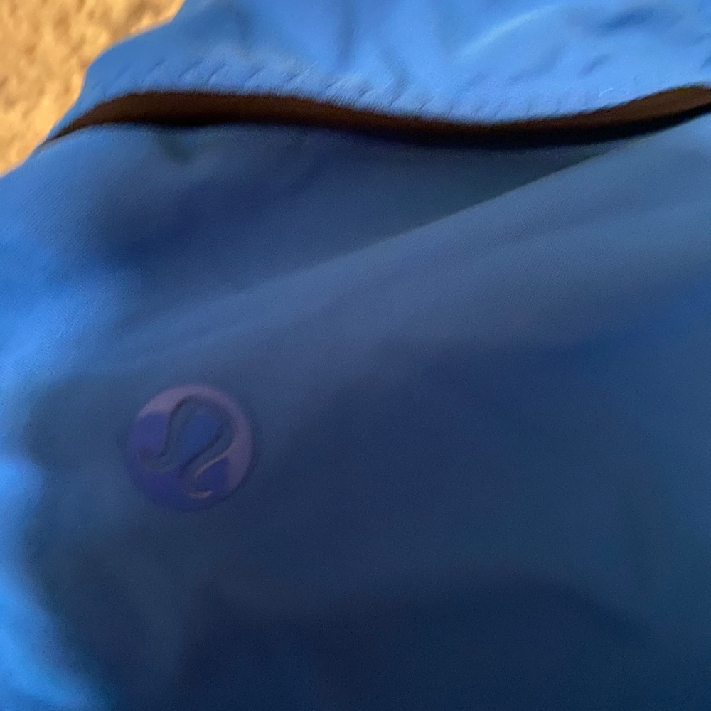 lululemon reversible shorts!!